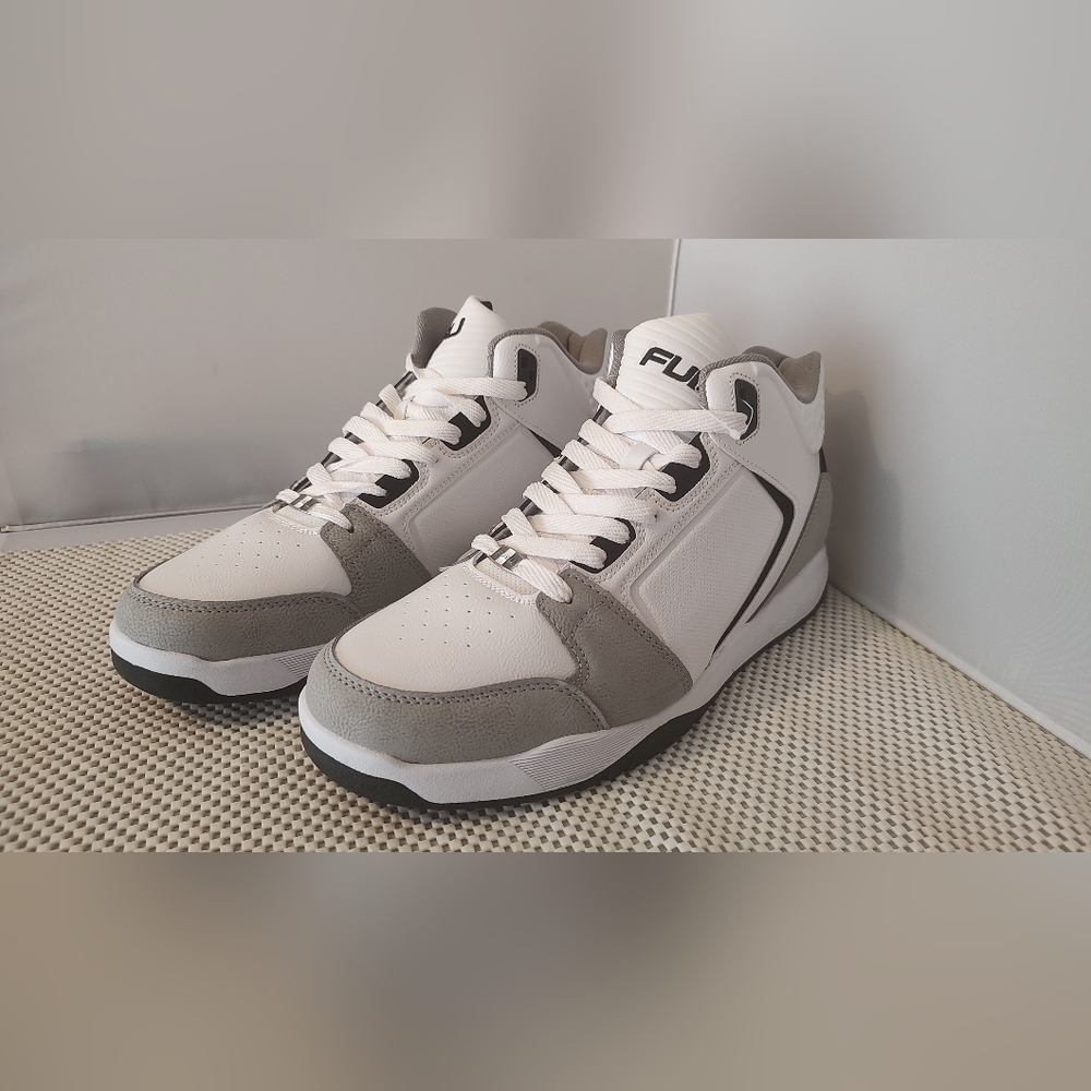 FUBU Men's Size 13 The Hustle Athletic Leisure Sneakers White/Gray/Black NWOT